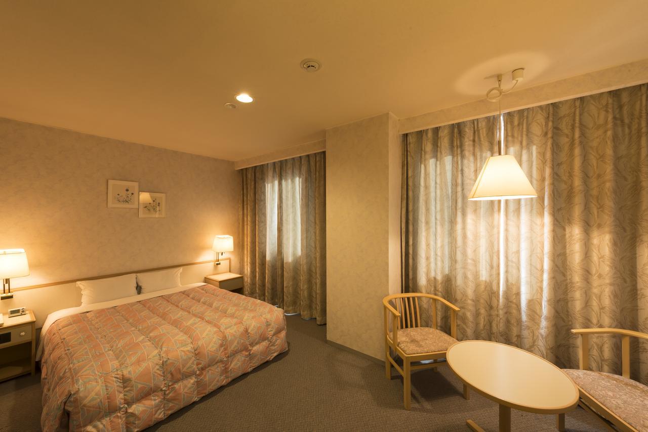 Sky Hotel Namerikawa Екстериор снимка